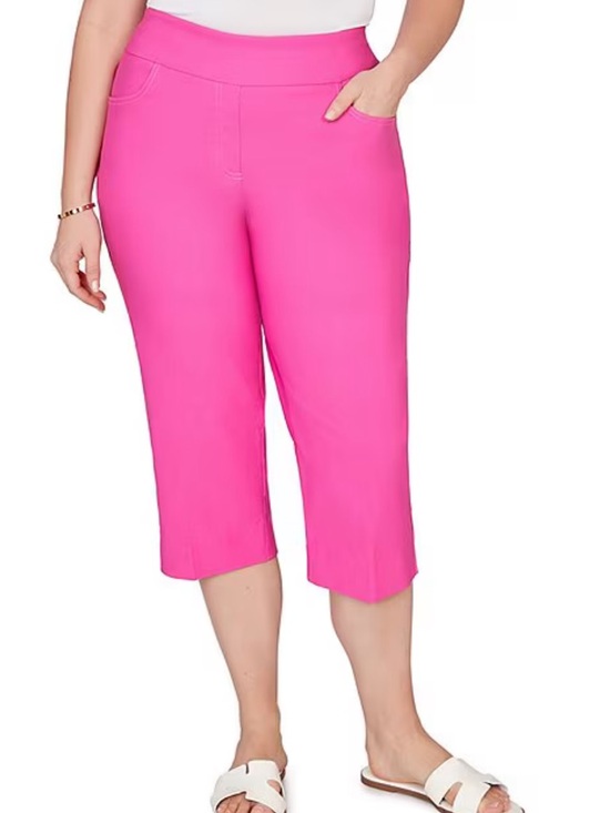 Ruby Rd. Pants - Ruby Rd. Hot Pink Pull-On Capri Pants